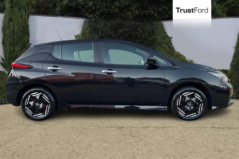 Used Nissan Leaf 2022 for sale - 76609157: Photo 3