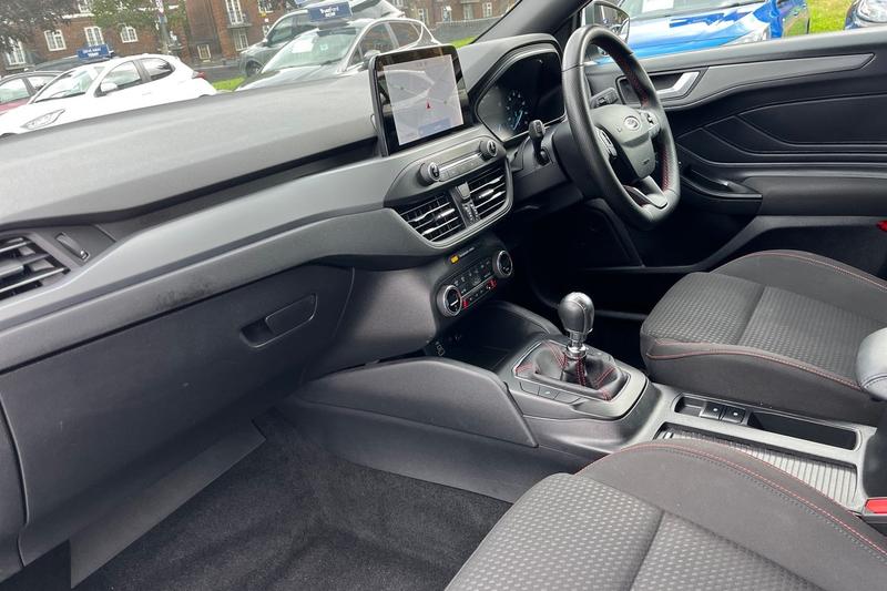 Used Ford Focus 2022 for sale - 76355508: Photo 18