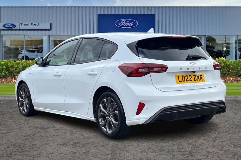 Used Ford Focus 2022 for sale - 76355508: Photo 2