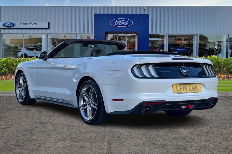 Used Ford Mustang 2018 for sale - 78038849: Photo 2