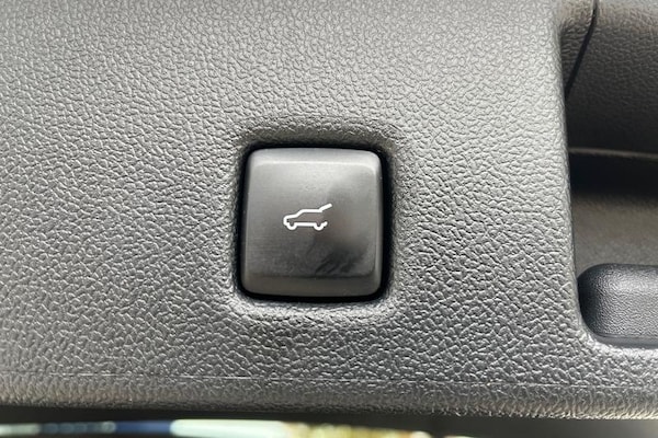 Used Ford Kuga 2022 for sale - 76222665: Photo 35
