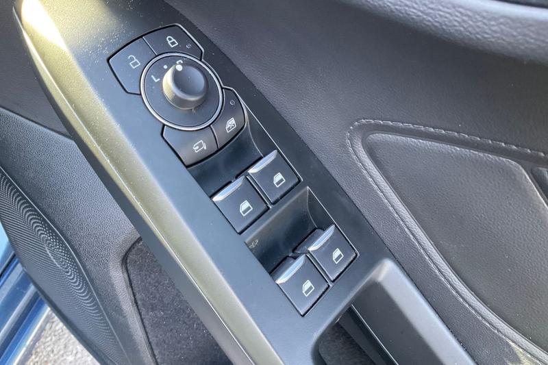 Used Ford Focus 2023 for sale - 78035776: Photo 16