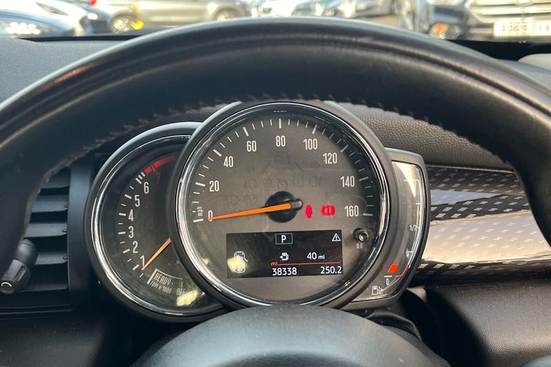 Used MINI Hatch 2019 for sale - 77770425: Photo 13