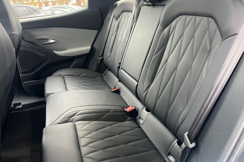 Used Ford Explorer 2024 for sale - 77910335: Photo 20