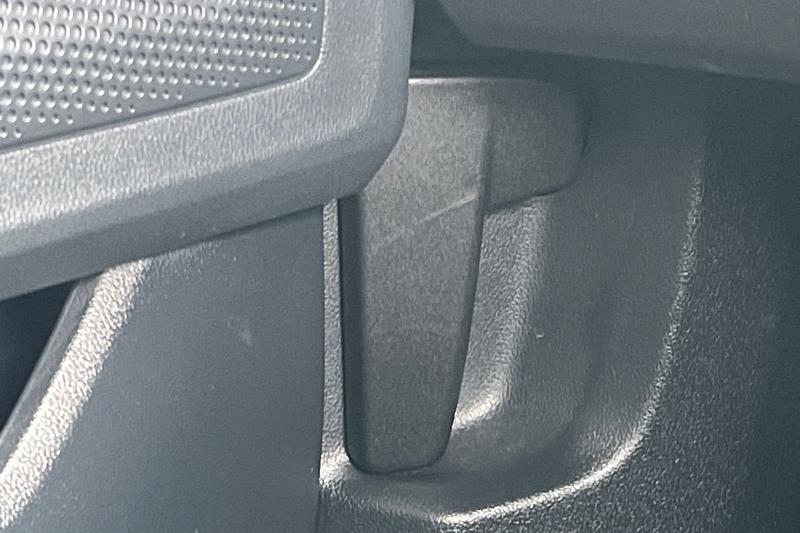 Used Ford Explorer 2024 for sale - 77910335: Photo 35