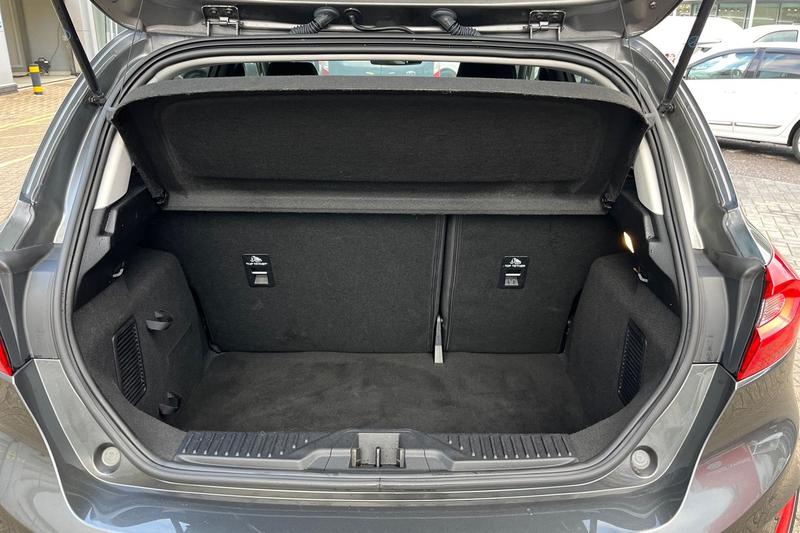 Used Ford Fiesta 2020 for sale - 76508108: Photo 21