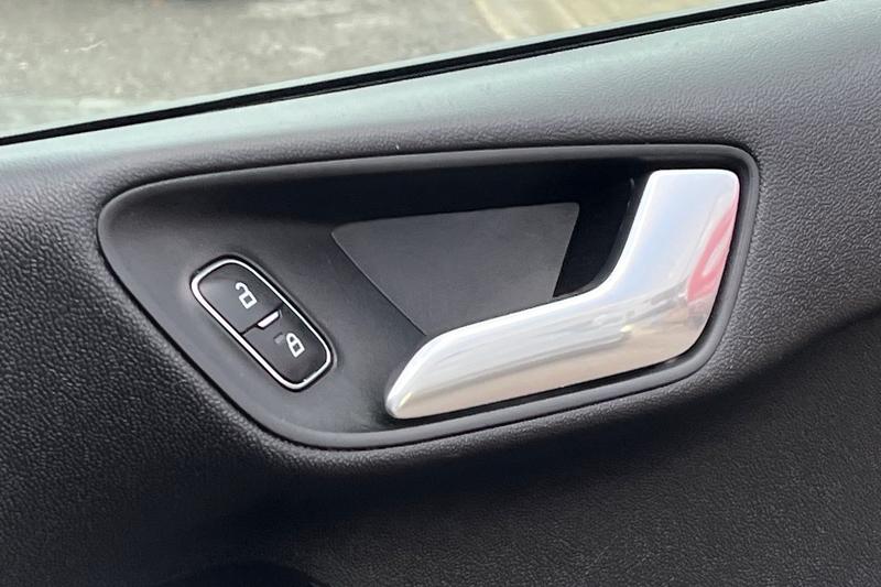 Used Ford Fiesta 2020 for sale - 76508108: Photo 38