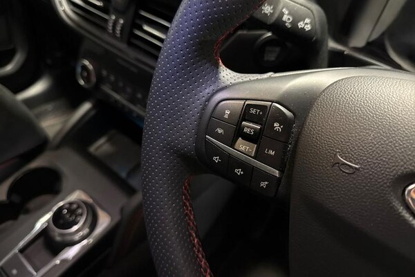 Used Ford Kuga 2023 for sale - 76338311: Photo 27