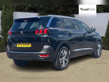 Used Peugeot 5008 2023 for sale - 79487685: Photo