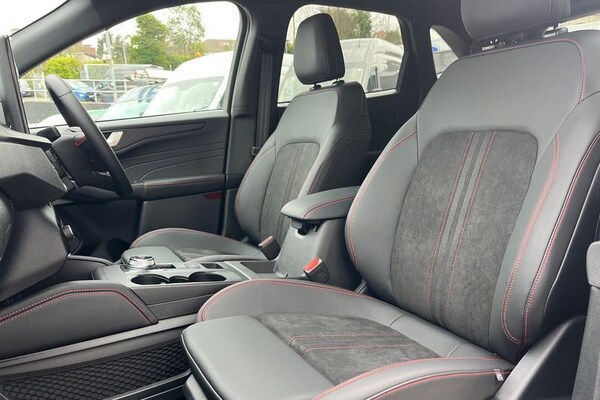 Used Ford Kuga 2024 for sale - 73718817: Photo 19