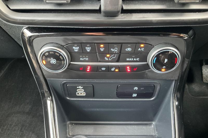 Used Ford Ecosport 2023 for sale - 77965879: Photo 29