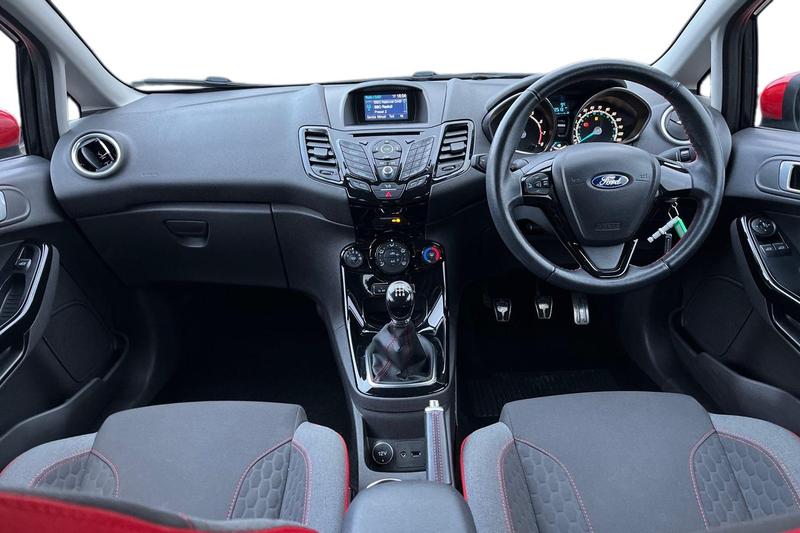 Used Ford Fiesta 2016 for sale - 77498039: Photo 10