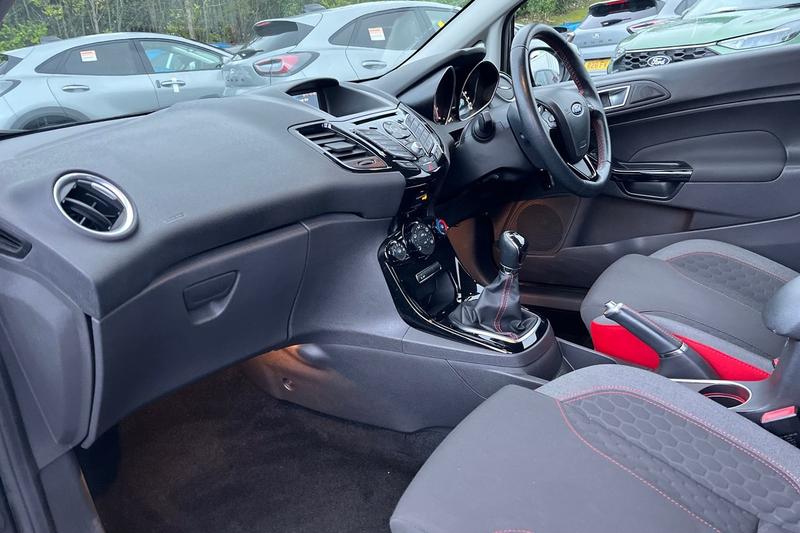 Used Ford Fiesta 2016 for sale - 77498039: Photo 18