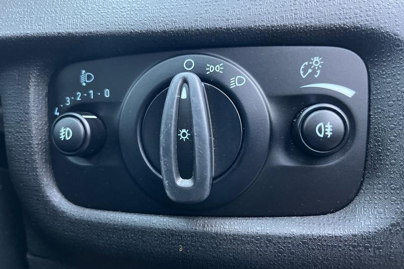 Used Ford Fiesta 2016 for sale - 77498039: Photo 28