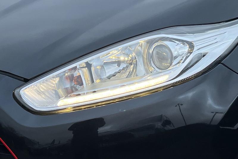 Used Ford Fiesta 2016 for sale - 77498039: Photo 35