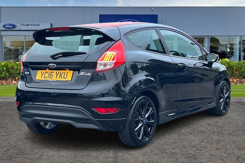 Used Ford Fiesta 2016 for sale - 77498039: Photo 4