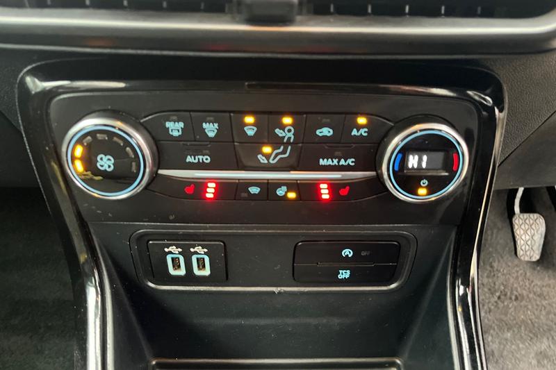 Used Ford Ecosport 2019 for sale - 76722876: Photo 26