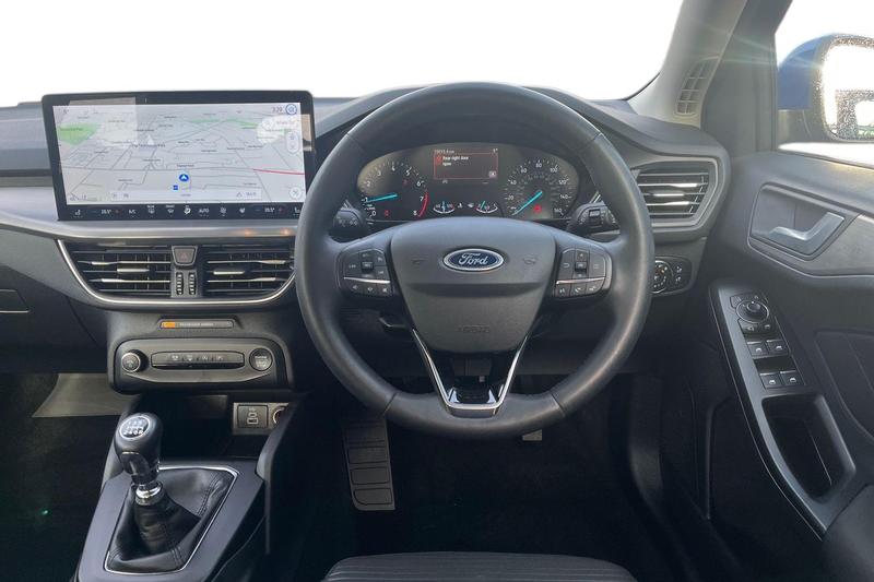 Used Ford Focus 2023 for sale - 77965877: Photo 11