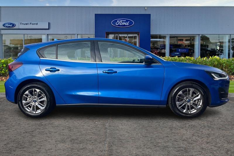 Used Ford Focus 2023 for sale - 77965877: Photo 3