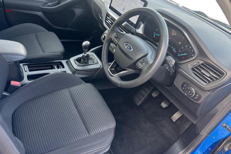 Used Ford Focus 2023 for sale - 77965877: Photo 9