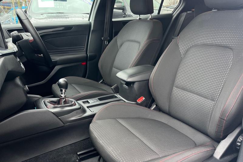 Used Ford Focus 2022 for sale - 76895478: Photo 19