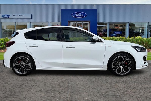 Used Ford Focus 2024 for sale - 76241153: Photo 3