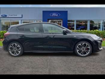 Used Ford Focus 2022 for sale - 74876660: Photo