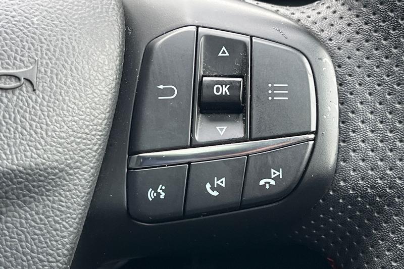 Used Ford Kuga 2023 for sale - 76394223: Photo 25