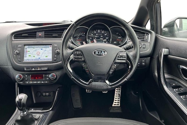 Used Kia Ceed 2017 for sale - 76222619: Photo 11