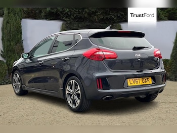 Used Kia Ceed 2017 for sale - 76222619: Photo 2
