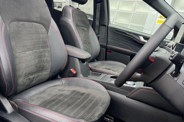 Used Ford Kuga 2023 for sale - 75463111: Photo 17