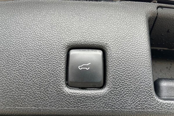Used Ford Kuga 2023 for sale - 75463111: Photo 24
