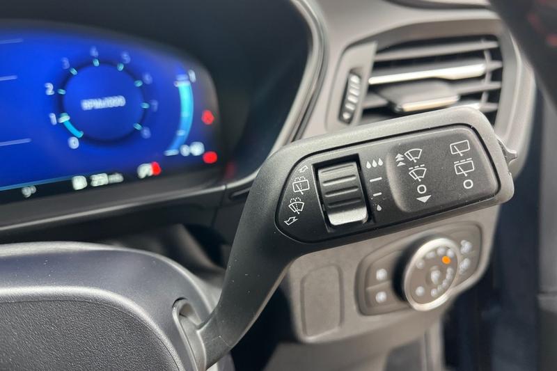 Used Ford Focus 2023 for sale - 78095188: Photo 15