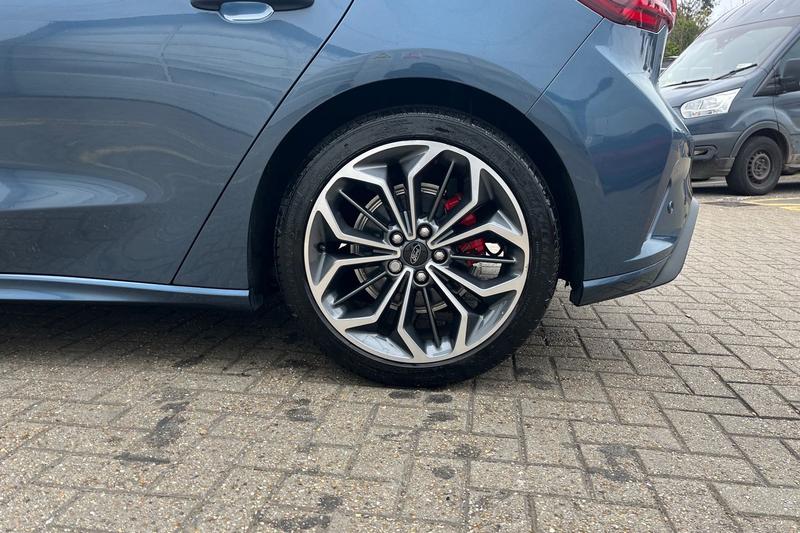 Used Ford Focus 2023 for sale - 78095188: Photo 8