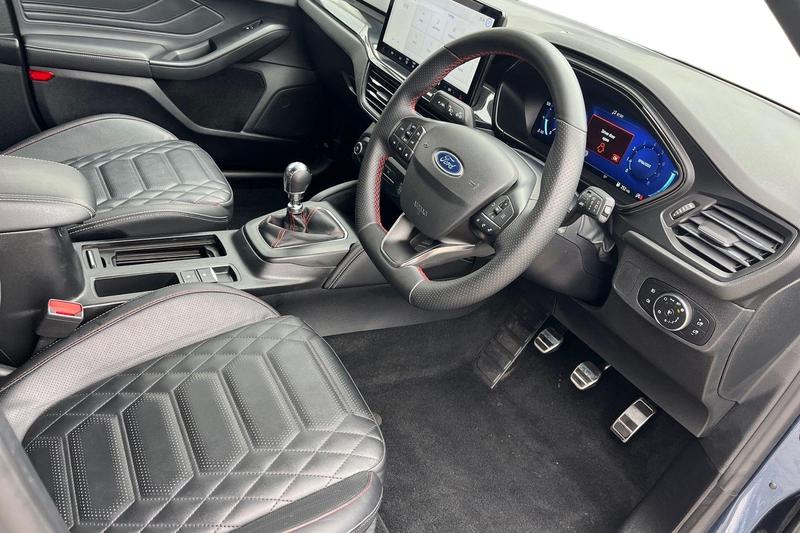 Used Ford Focus 2023 for sale - 78095188: Photo 9