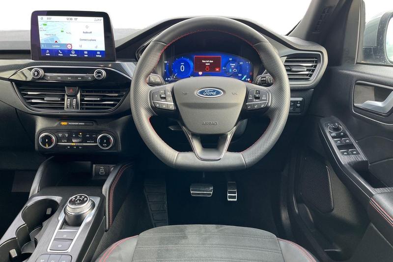 Used Ford Kuga 2023 for sale - 76480317: Photo 11