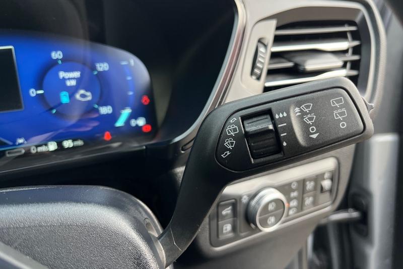 Used Ford Kuga 2023 for sale - 76480317: Photo 15