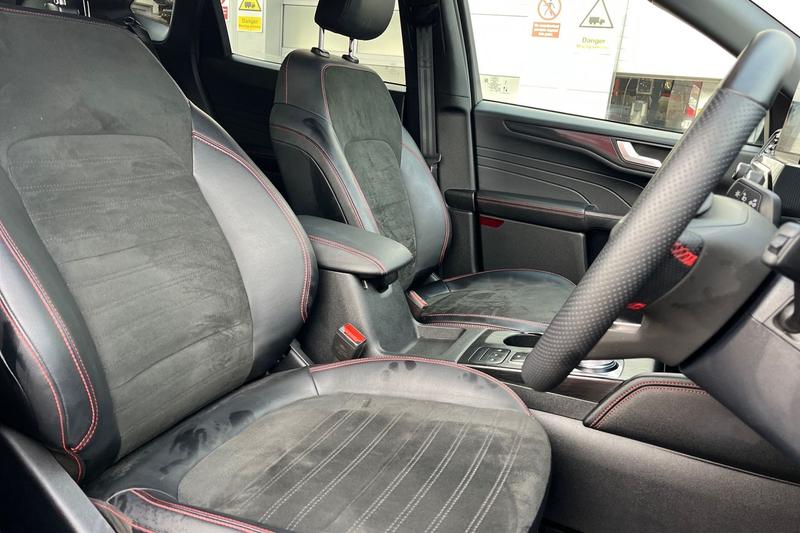 Used Ford Kuga 2023 for sale - 76480317: Photo 17