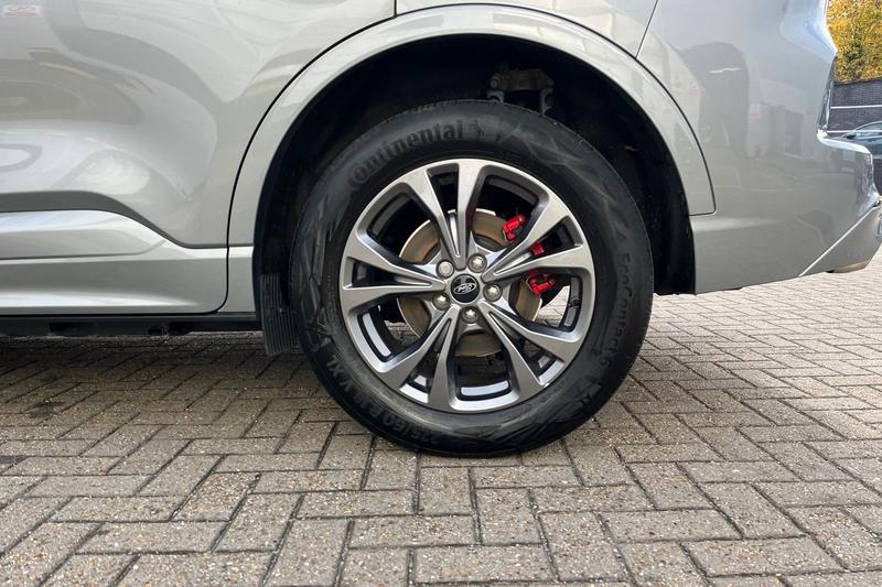 Used Ford Kuga 2023 for sale - 76480317: Photo 8