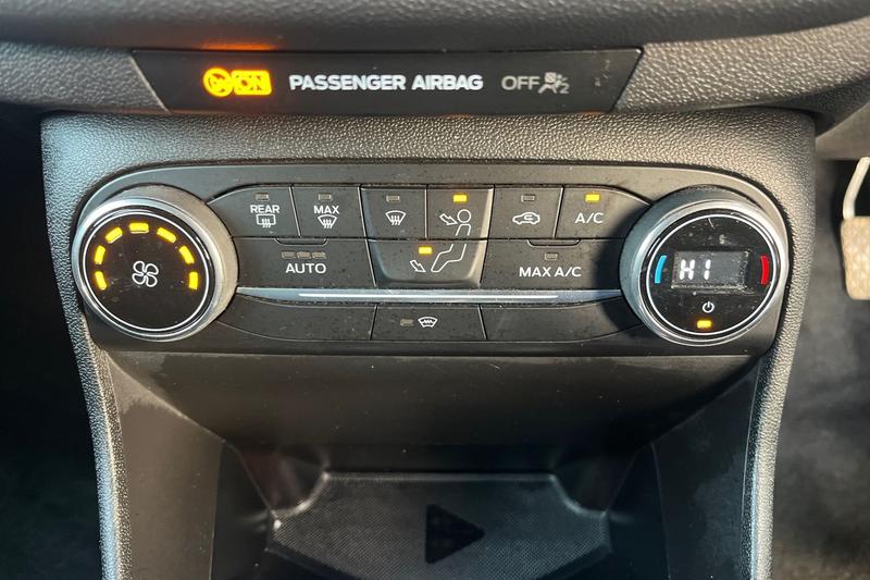 Used Ford Fiesta 2018 for sale - 77770426: Photo 29