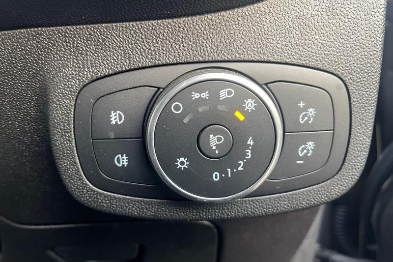 Used Ford Fiesta 2018 for sale - 77770426: Photo 33