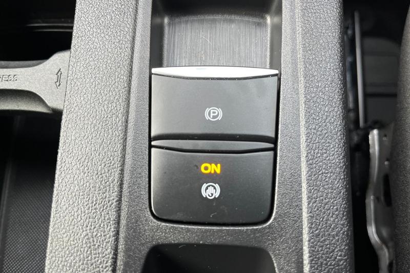 Used Ford Kuga for sale - 77529027: Photo 28