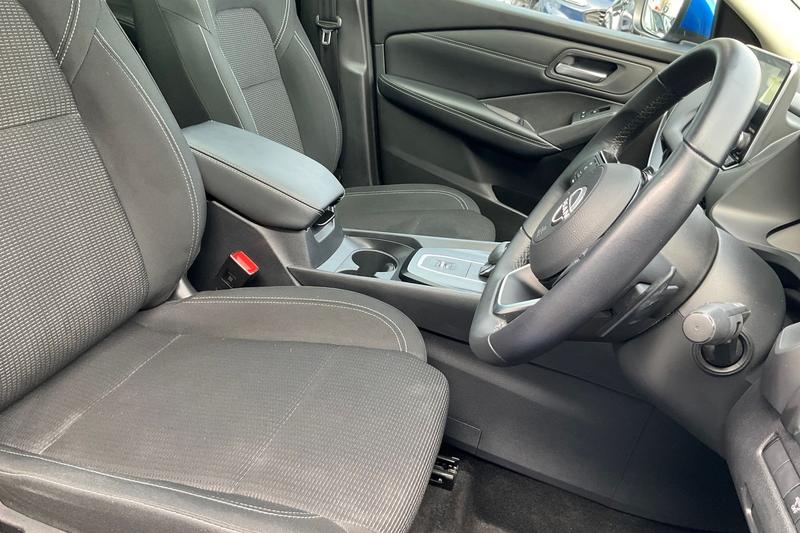 Used Nissan Qashqai for sale - 77989152: Photo 17