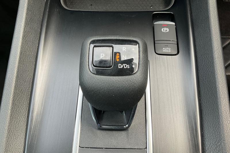 Used Nissan Qashqai for sale - 77989152: Photo 32