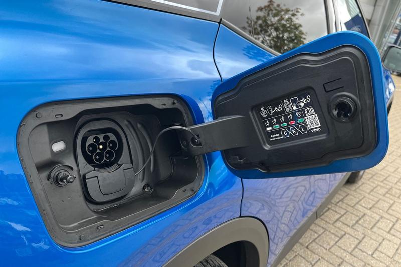 Used Ford Explorer 2024 for sale - 76480300: Photo 32