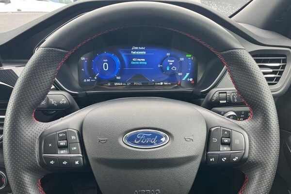 Used Ford Kuga 2023 for sale - 75428476: Photo 12