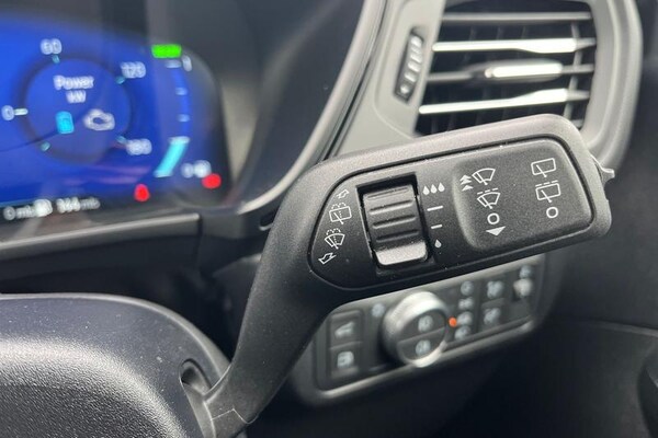 Used Ford Kuga 2023 for sale - 75428476: Photo 15