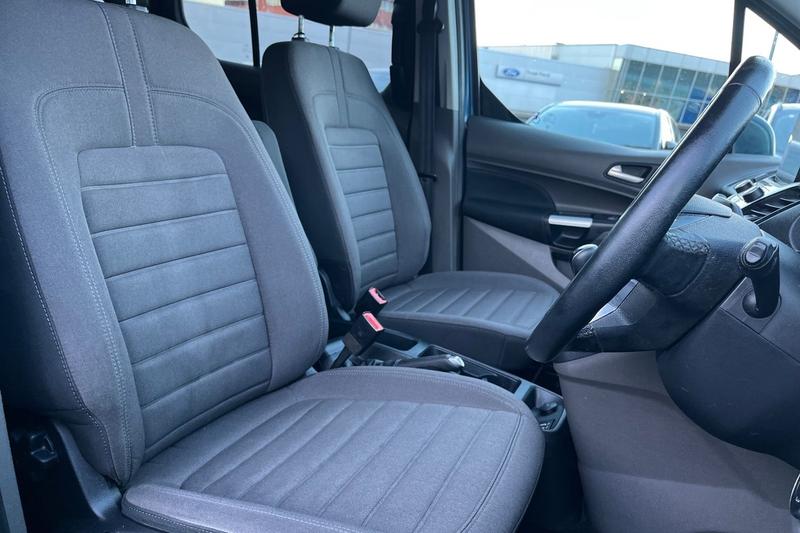 Used Ford Grand Tourneo Connect 2020 for sale - 77006037: Photo 17