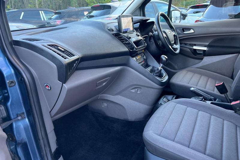 Used Ford Grand Tourneo Connect 2020 for sale - 77006037: Photo 18