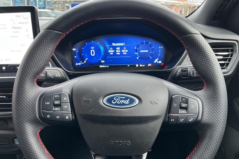 Used Ford Focus 2023 for sale - 76971901: Photo 12